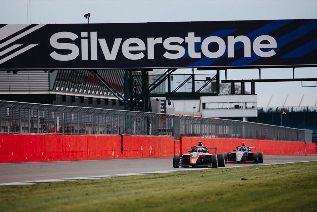 Luca Magnussen klar til første afdeling af GB4 Championship.
(Foto: Luca Magnussen Racing)